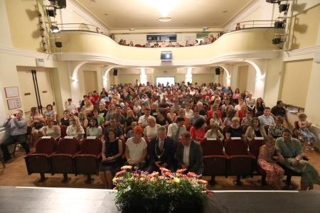 ZLATE PETICE 01A FOTO LJUBO VUKELIČ